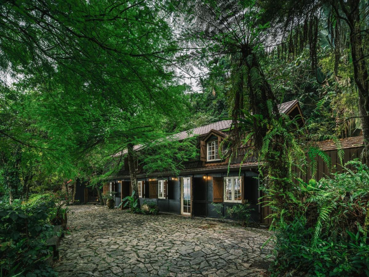 Deep Breath B&B Fengshan  Екстериор снимка